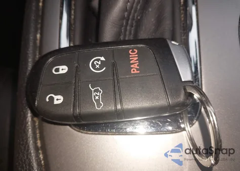 2018 Jeep Grand Cherokee Limited 4X4 из США, поврежденный, VIN 1C4RJFBG8JC509223